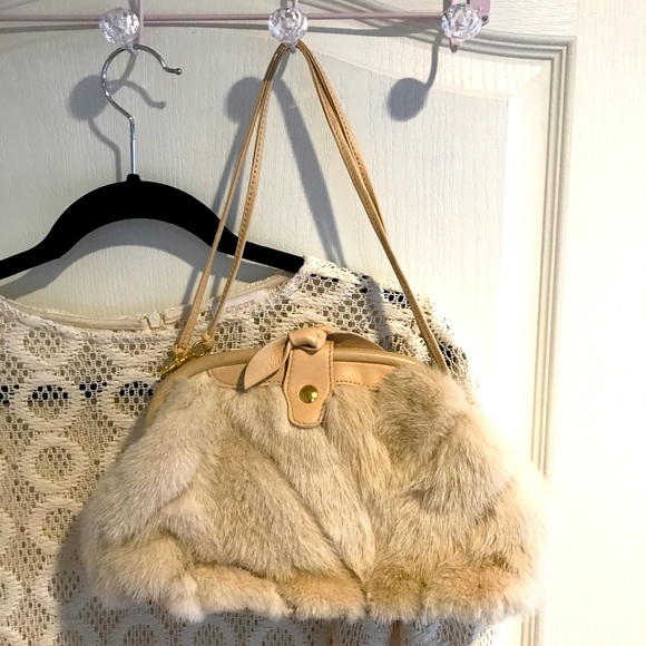 Beautiful genuine mink & leather Preston & York purse in excellent condition - Picture 13 of 15